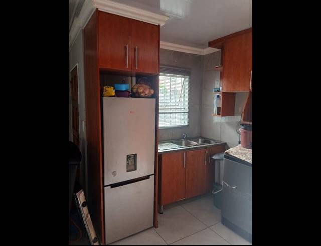 3 BEDROOM HOUSE FOR SALE IN BIRCH ACRES